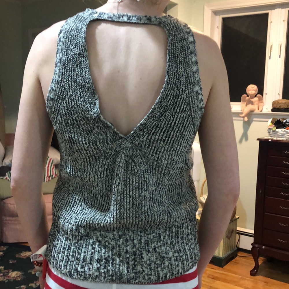 Theory Cable-Back Wool-Blend Shell - Picture 11 of 11